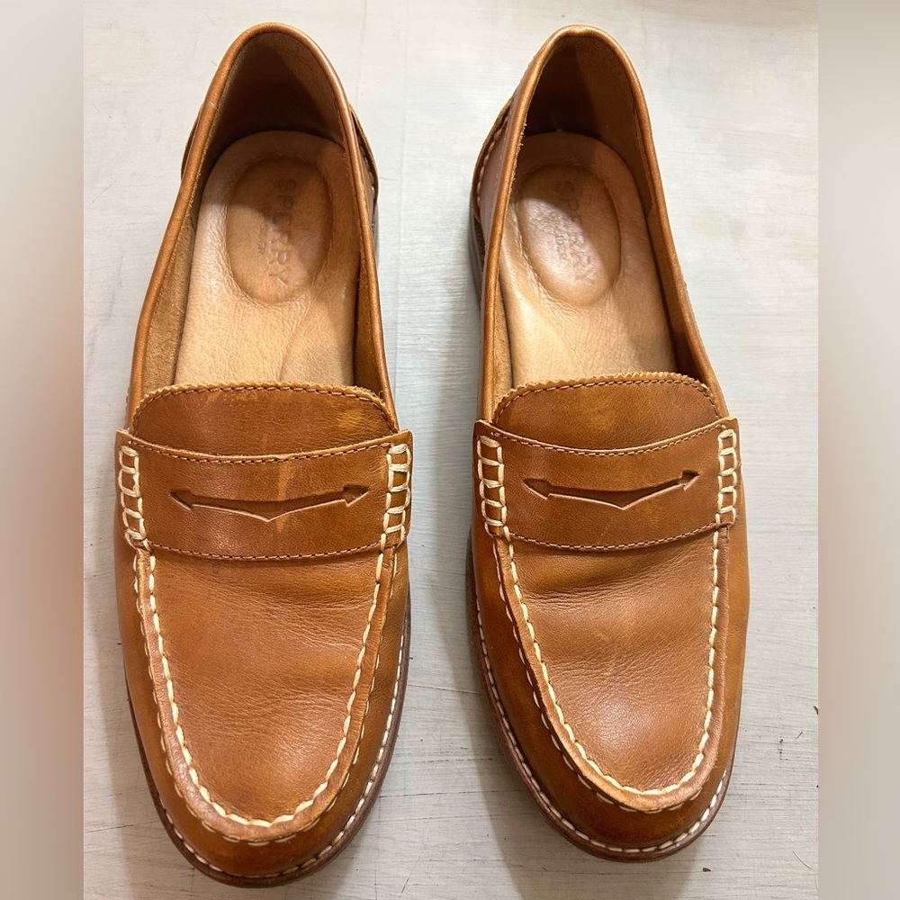 Sperry leather loafers camel